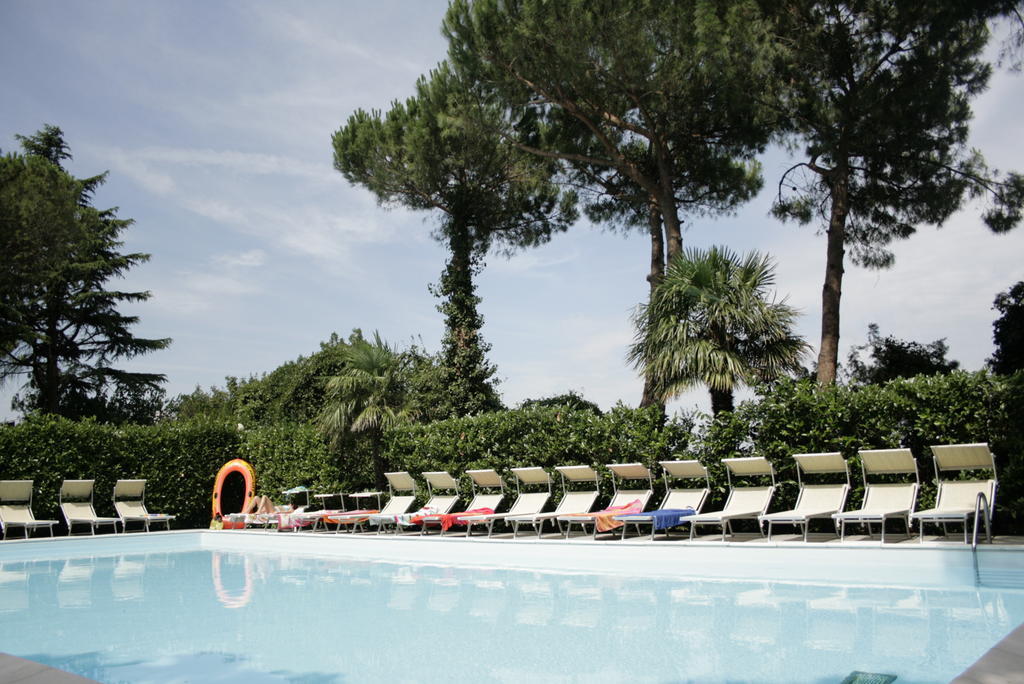 Villaggio Mithos Misano Adriatico Rum bild