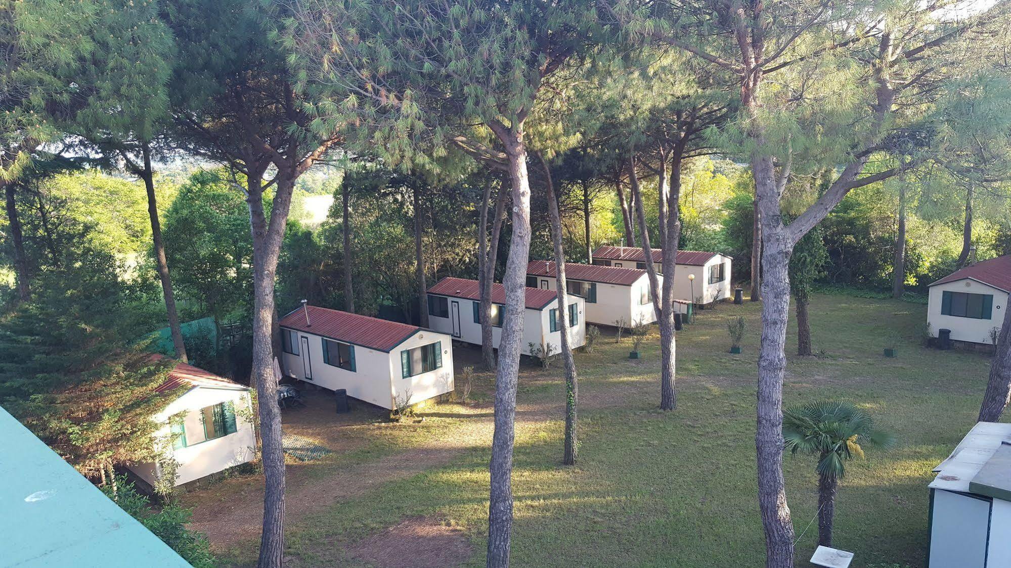 Villaggio Mithos Misano Adriatico Exteriör bild